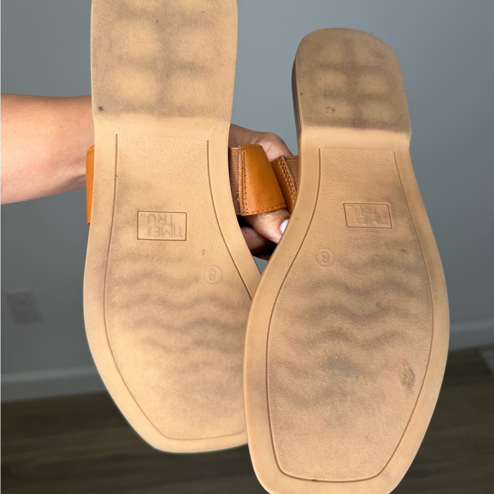 Time and Tru Brown Chain Sandals - Picture 9 of 10